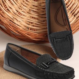 Carlton London Women Textured Loafers-14