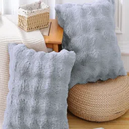 LUXEHOME INTERNATIONAL Silver-Toned Set of 2 Square Cushion Covers-image-79