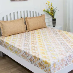 Brown Geometric 144 TC Cotton Queen Sized Bed Sheets with 2 Pillow Covers by GM Fabrics-picture-38