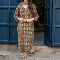 Kedar Fab Floral Printed Sweetheart Neck Kurta With Trousers And Dupatta-image-42