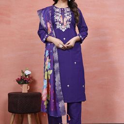 Milastru Women Floral Embroidered Sequinned Kurta with Trousers & With Dupatta-13