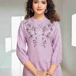 SZN Women Floral Embroidered Mandarin Collar Tunic-picture-6