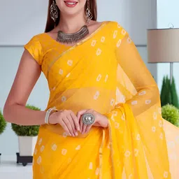 TRAQUILA Bandhani Printed Zari Saree with unstitched blouse-picture-32