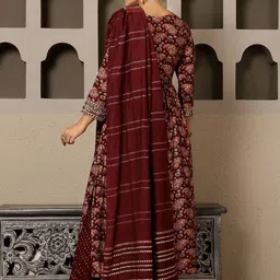 GULMOHAR JAIPUR Women Printed Regular Kurta with Trousers & With Dupatta image 2