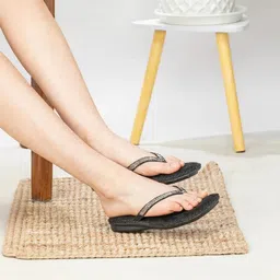 Kneetoes Women Sparkle Studs Black Thong Casual Sandals-image-13