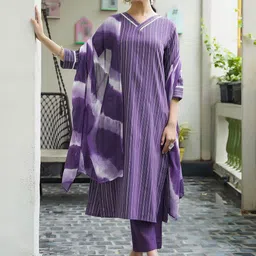 SKYLEE Women Striped Regular Sequinned Detail Kurta with Trousers & With Dupatta-0