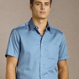 Louis Philippe Men Solid Spread Collar Pure Cotton Formal Shirt-picture-37