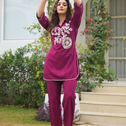 AUTUMN LANE Embroidered Shirt Collar Kurta With Trousers Co-Ords Set-image-71