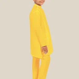 DEVOILER Boys Ethnic Motifs Regular Dupion Silk Kurta with Pyjamas image 2