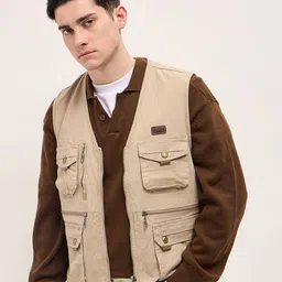 THE BEAR HOUSE Men Collarless Solid Cotton Casual Gilet Jacket-picture-5