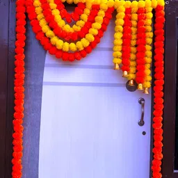 Nutts Bandhanwar Yellow & Red Marigold With Side Hanging Heavy Hanging Garlands-picture-17