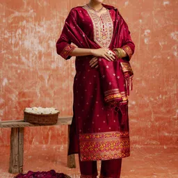 VredeVogel Women Ethnic Motifs Embroidered Regular Sequinned Kurta with Trousers & With Dupatta-16