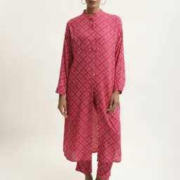 BLACK & BLAH BLAH Geometric Printed Mandarin Collar A-Line Kurta with Trousers-picture-30