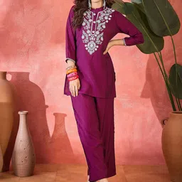 Sangria Floral Embroidered Tunic & Trouser Co-Ord Set-picture-11