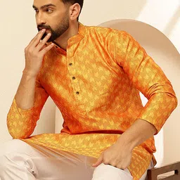 SOJANYA Men Regular Thread Work Kurta with Pyjamas image 5
