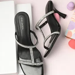 CLOG LONDON Party Block Pumps-51