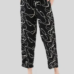 Style Shoes Women Printed Mid-Rise Lounge Pants-image-98