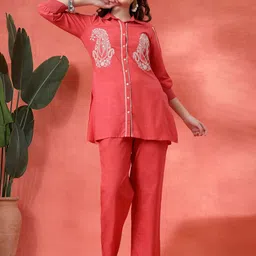 Nayam By Lakshita Paisley Embroidered Shirt Collar Shirt And Trouser-picture-30