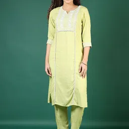 V-Mart Floral Yoke Design Notch Neck Thread Work Straight Kurta With Trousers-image-21