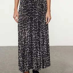Trendyol Women Animal Printed Gathered Flared Maxi Skirt-picture-19