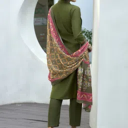 SHREE LAXMINARAYAN EXPORT Women Regular Liva Kurta with Trousers & With Dupatta image 5