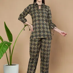 ETC Women Pure Cotton Ethic Motifs Printed Night suit-95