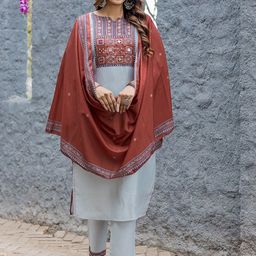 MITTOO Women Printed Regular Kurta with Trousers & With Dupatta-image-59