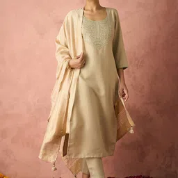 KALINI Ethnic Motifs Yoke Design Straight Thread Work Kurta with Trousers & Dupatta-24