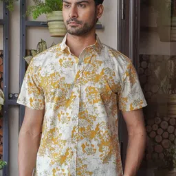 Mast & Harbour Men Floral Printed Spread Collar Cotton Casual Shirt-image-94