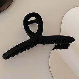 Blubby Unisex Set of 3 Claw Clip image 5