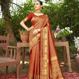 SHOP DROP Woven Design Zari Pure Silk Banarasi Saree-image-94