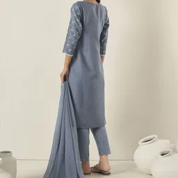 anouk rustic Anouk Women Floral Printed Regular Thread Work Kurta with Trousers & With Dupatta image 5
