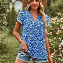 StyleCast Women Abstract Printed V-Neck Top-17