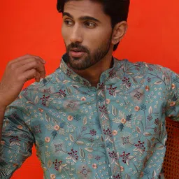 Jompers Men Floral Embroidered Chikankari Floral Kurta-image-57