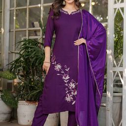 VARNI FABRICS Women Floral Embroidered Regular Kurta with Trousers & Dupatta-image-96