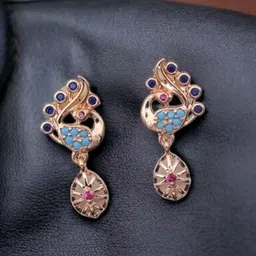 The Pari Contemporary Studs Earrings-image-26