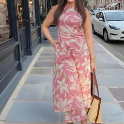 GoSriKi Women Floral Printed Regular Kurta with Palazzos-image-94
