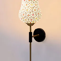 Devansh White & Gold-Toned Printed Metal Traditional Abstract Shaped Shaped Wall Lamp-image-73