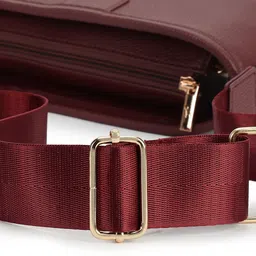 Fastrack Textured Swagger Sling Bag image 5