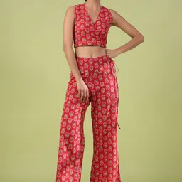 anayna Floral Printed V-Neck Top With Trousers Co-Ords-image-91
