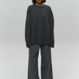 Outzidr Women Round Neck Pullover-picture-5