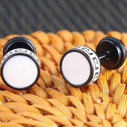 HOUSEOFTRENDZZ Contemporary Half Hoop Earrings-picture-8