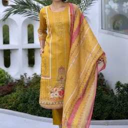 SHREE LAXMINARAYAN EXPORT Women Printed Kurti with Trousers & With Dupatta-55