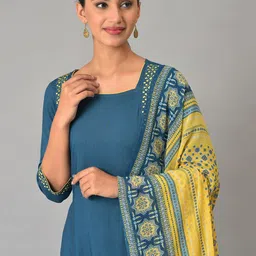 AURELIA Embroidered Thread Work Square Neck Straight Kurta with Trouser & Dupatta image 2