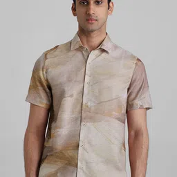 Mufti Men Slim Fit Abstract Printed Spread Collar Casual Shirt-image-67