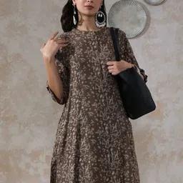 Moara Women Floral Embroidered Kurta-image-49