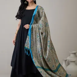 InWeave Women Pleated Kurta with Palazzos & With Dupatta-3