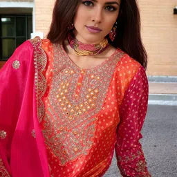 DIVASTRI Bandhani Printed Zari Straight Kurta With Trouser And Dupatta image 5