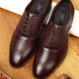 Carlton London Men Textured Leather Formal Derbys-image-98