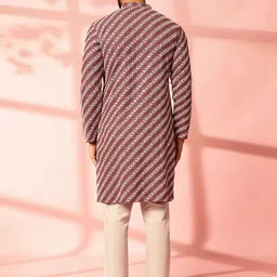 Anouk Men Embroidered Regular Sequinned Pure Cotton Kurta with Pyjamas image 3